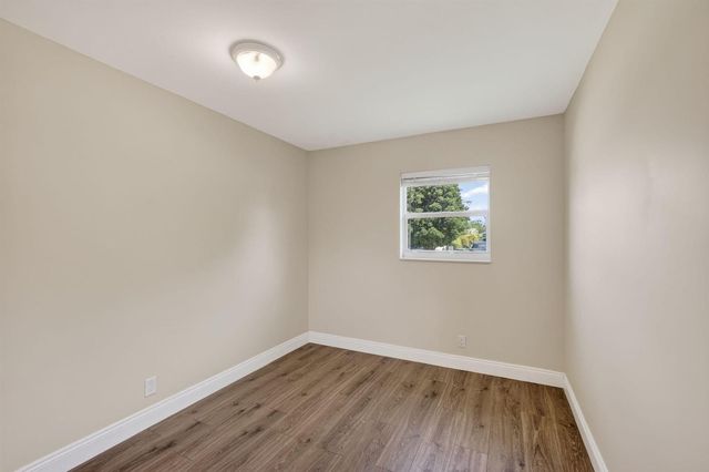1333 W 31st Street, Riviera Beach, FL 33404