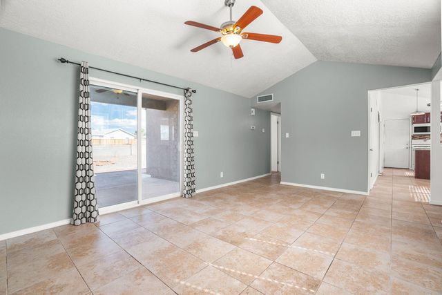 527 Brazos Drive SE, Rio Rancho, NM 87124