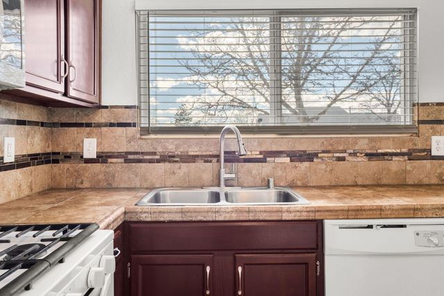 527 Brazos Drive SE, Rio Rancho, NM 87124