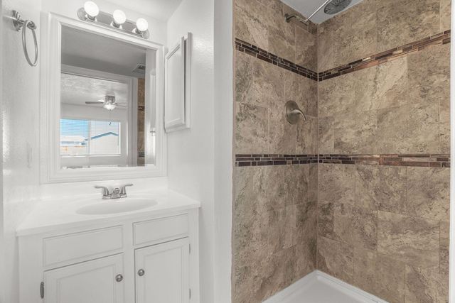 527 Brazos Drive SE, Rio Rancho, NM 87124