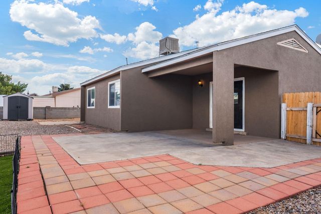 527 Brazos Drive SE, Rio Rancho, NM 87124