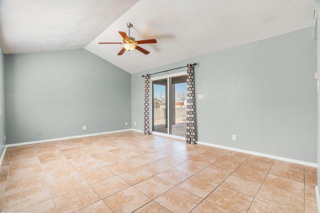 527 Brazos Drive SE, Rio Rancho, NM 87124