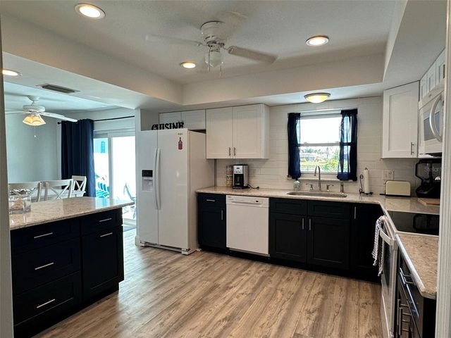 45 OAKLAND HILLS COURT, Rotonda West, FL 33947