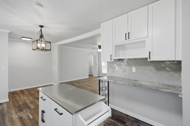 6214 Shadydell Drive, Fort Worth, TX 76135