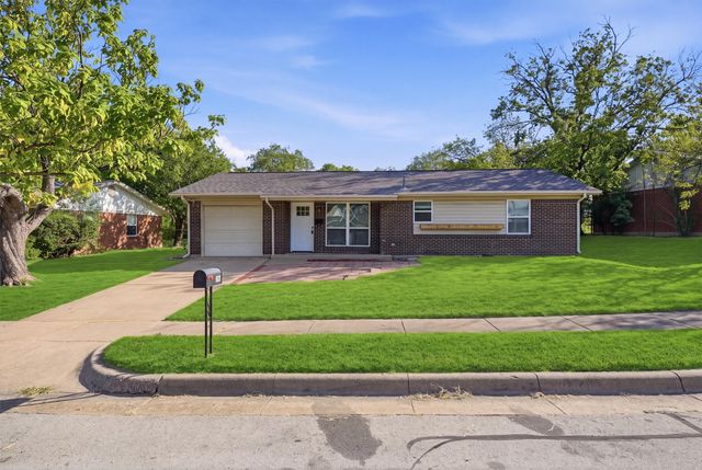 6214 Shadydell Drive, Fort Worth, TX 76135