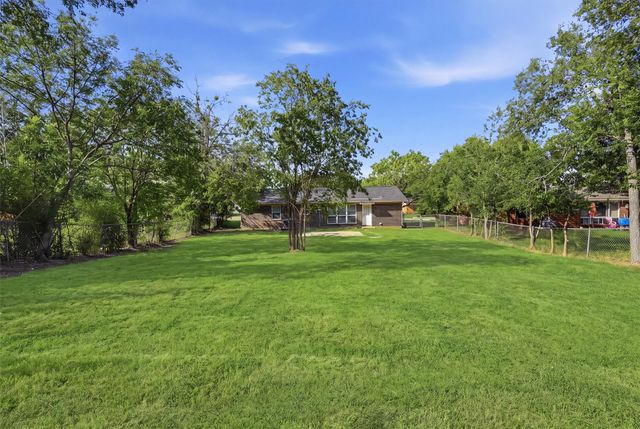 6214 Shadydell Drive, Fort Worth, TX 76135