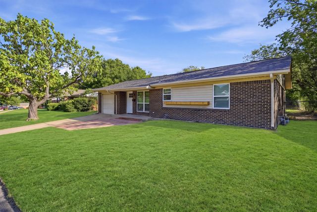 6214 Shadydell Drive, Fort Worth, TX 76135
