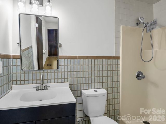 11 Deer Run Drive, Asheville, NC 28803