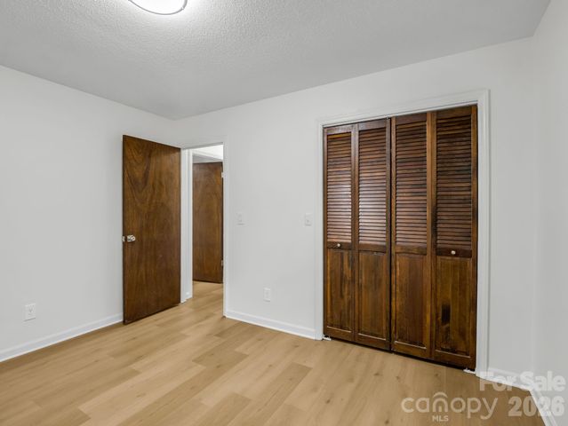 11 Deer Run Drive, Asheville, NC 28803