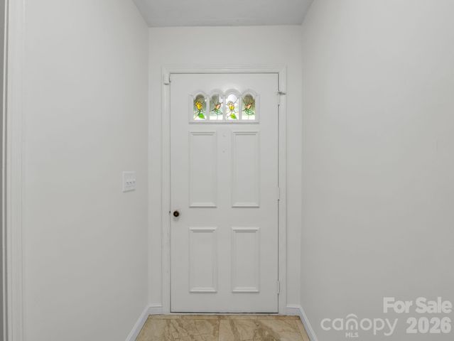 11 Deer Run Drive, Asheville, NC 28803