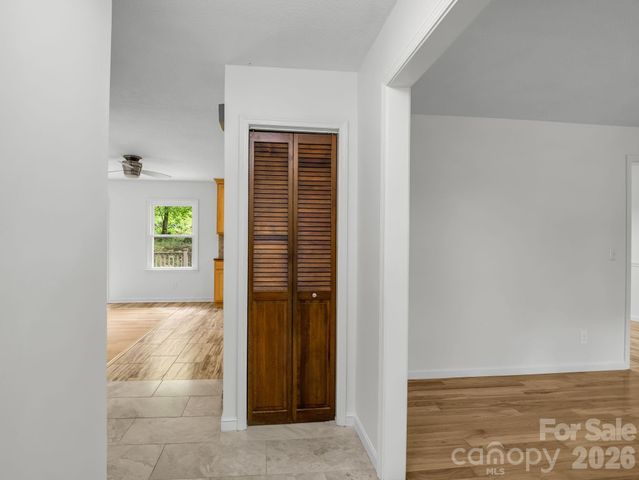 11 Deer Run Drive, Asheville, NC 28803