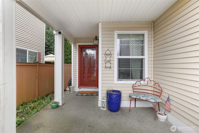 18401 95th Avenue Ct E, Puyallup, WA 98375