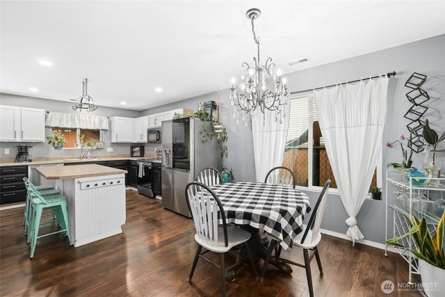 18401 95th Avenue Ct E, Puyallup, WA 98375