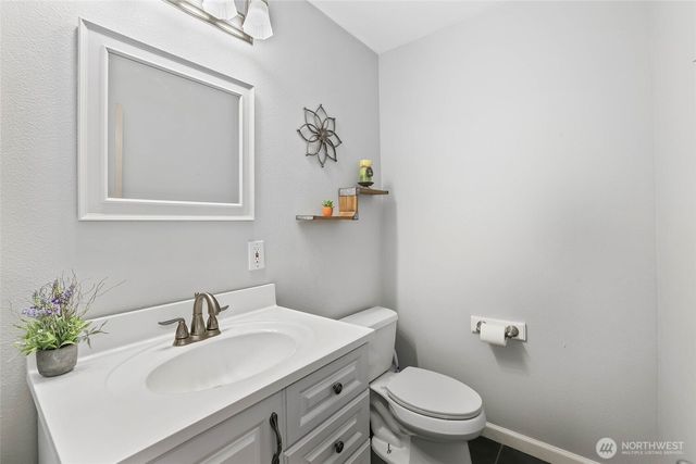 18401 95th Avenue Ct E, Puyallup, WA 98375