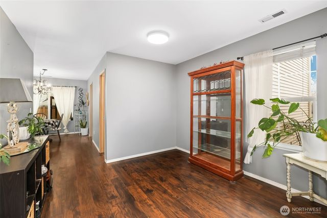 18401 95th Avenue Ct E, Puyallup, WA 98375