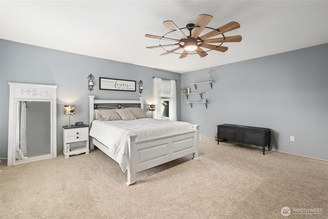 18401 95th Avenue Ct E, Puyallup, WA 98375