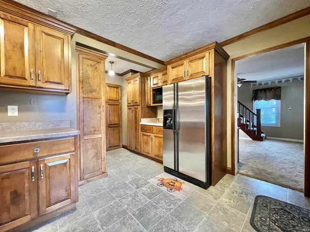 60 S State Route 261, Boonville, IN 47601