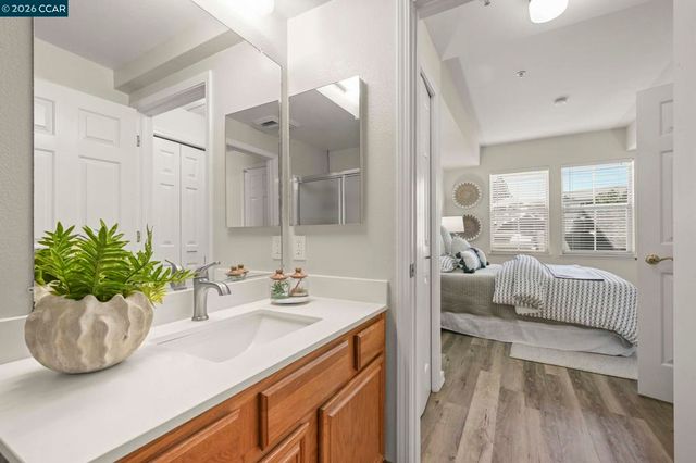 1860 Tice Creek Dr 1228, Walnut Creek, CA 94595