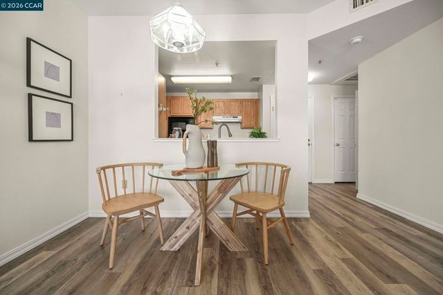 1860 Tice Creek Dr 1228, Walnut Creek, CA 94595