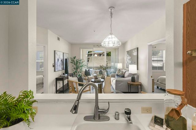 1860 Tice Creek Dr 1228, Walnut Creek, CA 94595