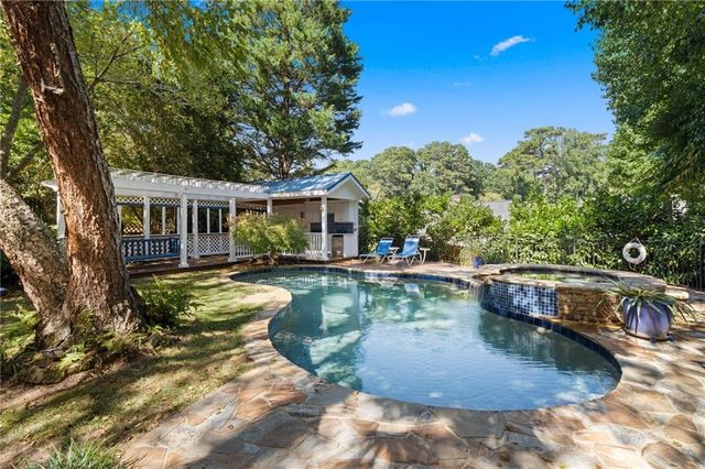 1154 Reeder NE Circle, Atlanta, GA 30306