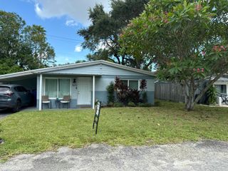 5631 FREEDOM Street, Hollywood, FL 33021