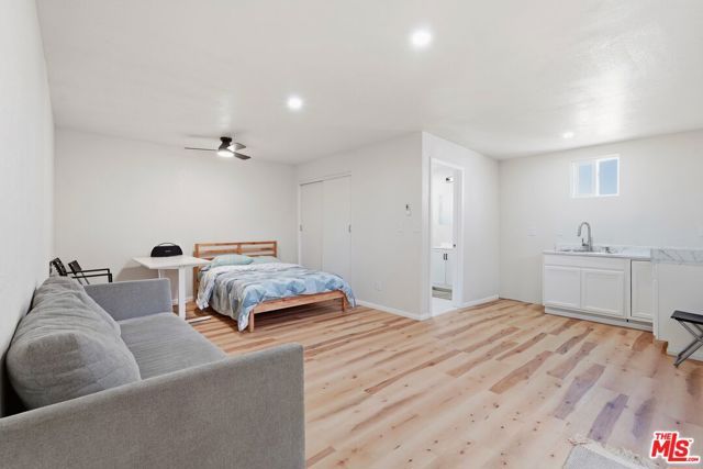 3050 Chesapeake Avenue, Los Angeles, CA 90016