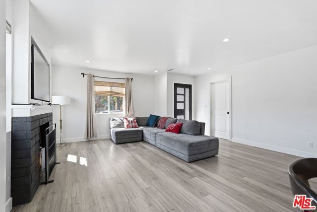 3050 Chesapeake Avenue, Los Angeles, CA 90016