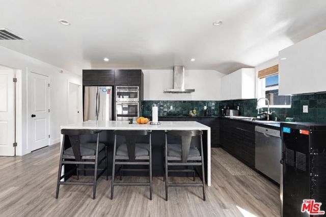3050 Chesapeake Avenue, Los Angeles, CA 90016