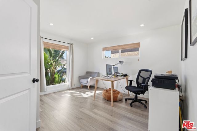 3050 Chesapeake Avenue, Los Angeles, CA 90016