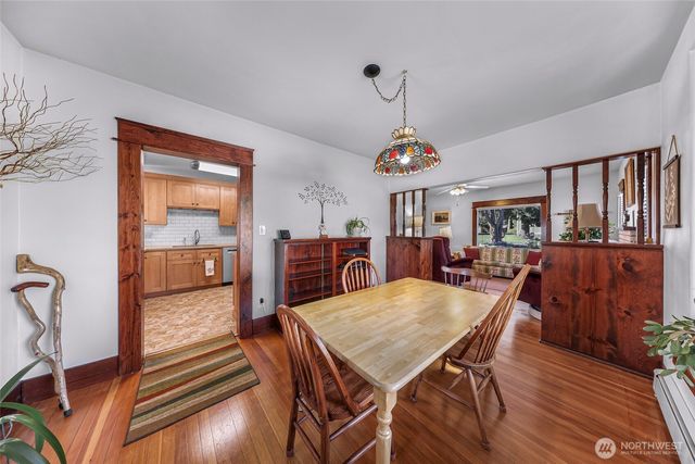2715 Cedarwood Avenue, Bellingham, WA 98225