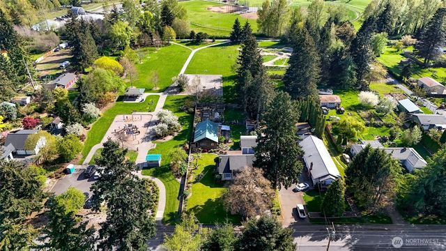 2715 Cedarwood Avenue, Bellingham, WA 98225