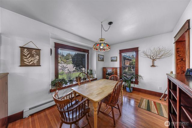 2715 Cedarwood Avenue, Bellingham, WA 98225