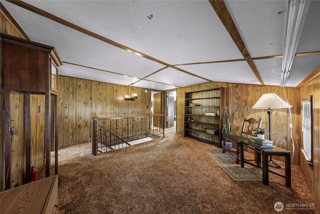 2715 Cedarwood Avenue, Bellingham, WA 98225