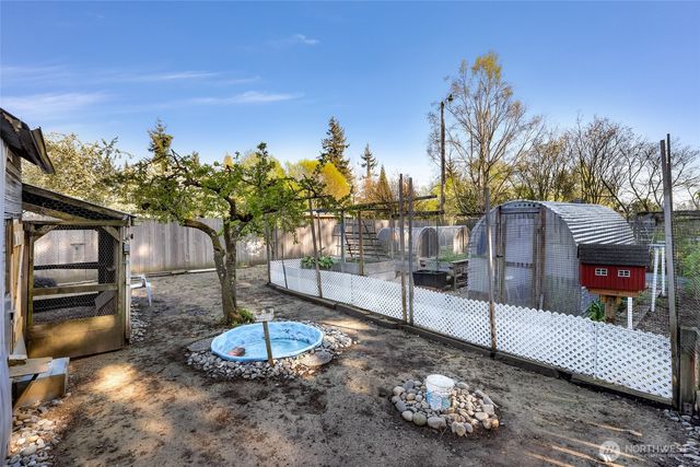 2715 Cedarwood Avenue, Bellingham, WA 98225