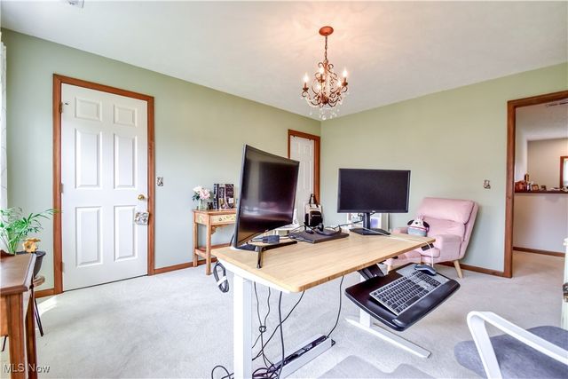 489 Leverett Lane, Highland Heights, OH 44143