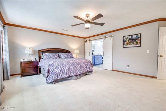 489 Leverett Lane, Highland Heights, OH 44143