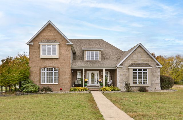 1950 E Meadow Drive, Bolivar, MO 65613