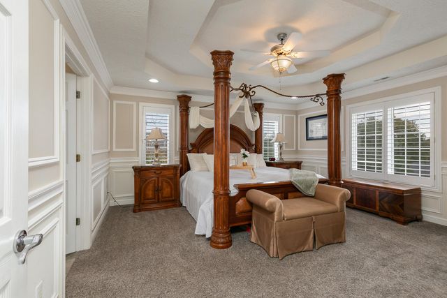 1950 E Meadow Drive, Bolivar, MO 65613