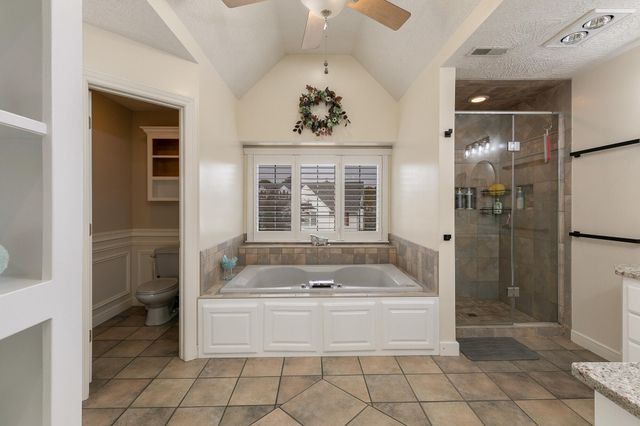 1950 E Meadow Drive, Bolivar, MO 65613