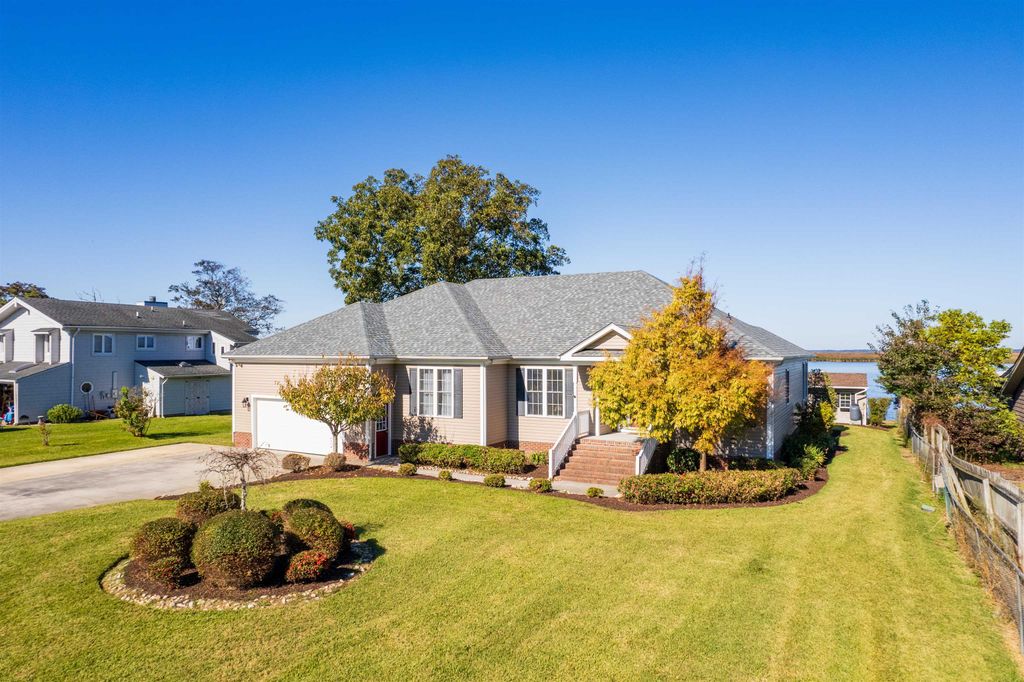 Image 1 of property listing at 106 Waters Drive Lot 4, Moyock, NC 27958