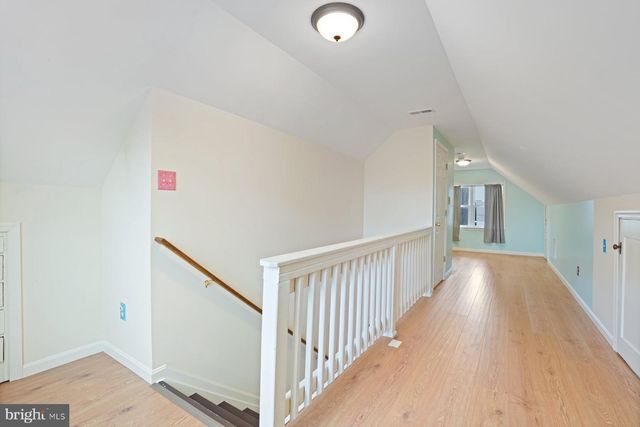 15 BRANCH ST, Essex, MD 21221