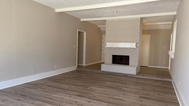 2218 Woodland Springs Street, Houston, TX 77077