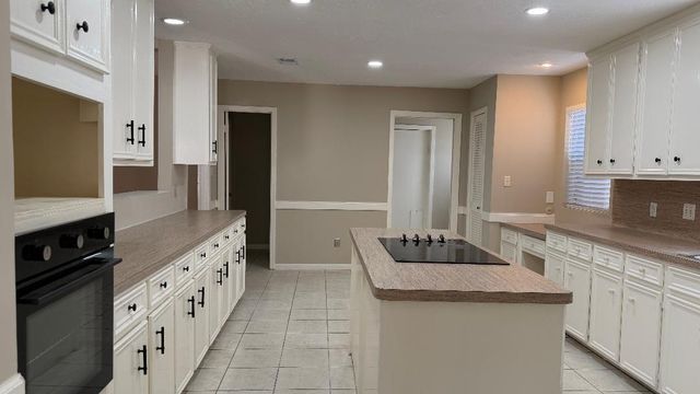 2218 Woodland Springs Street, Houston, TX 77077
