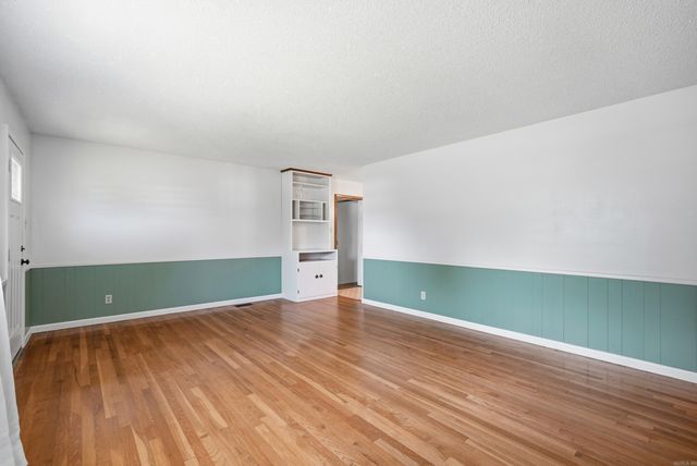 2854 Lakeside Drive, Benton, AR 72019
