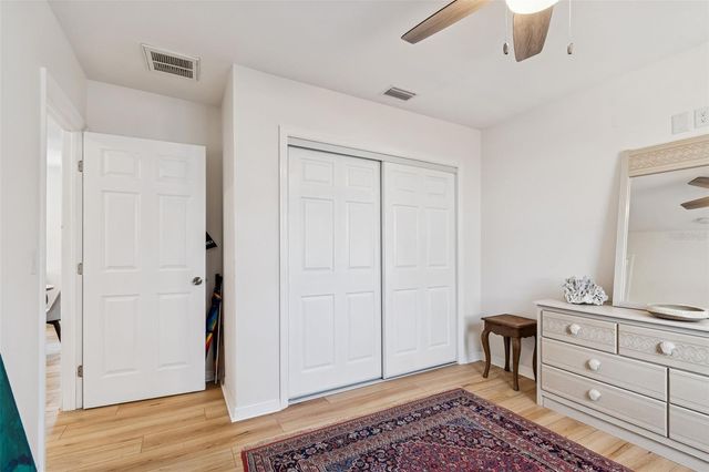 2517 3RD AVENUE N, St Petersburg, FL 33713