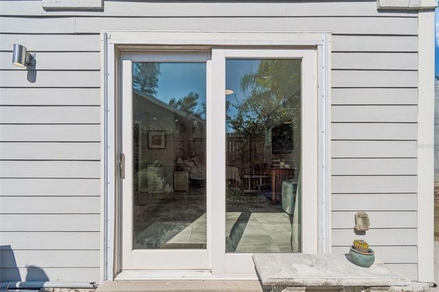 2517 3RD AVENUE N, St Petersburg, FL 33713