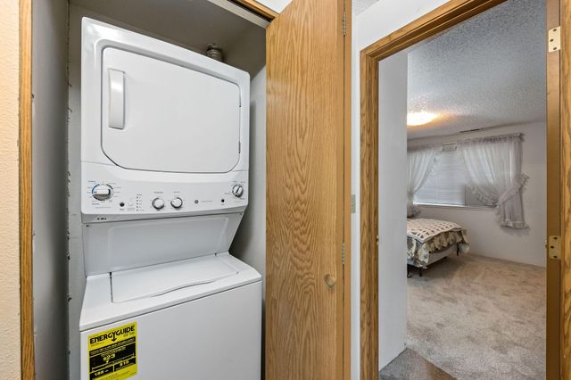 2101 Poplar Drive 36, Medford, OR 97504