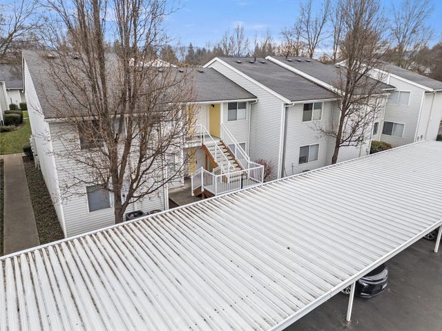 2101 Poplar Drive 36, Medford, OR 97504