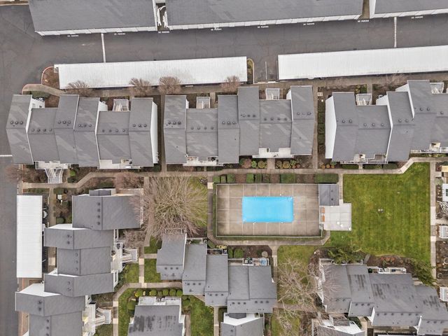 2101 Poplar Drive 36, Medford, OR 97504